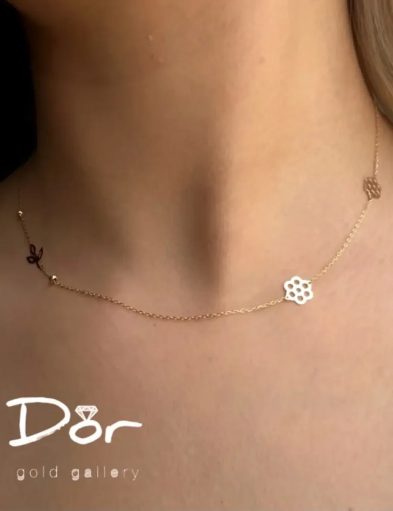 گردنبند گل و گوی