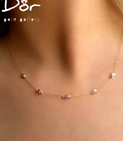 گردنبند مکعب و گوی